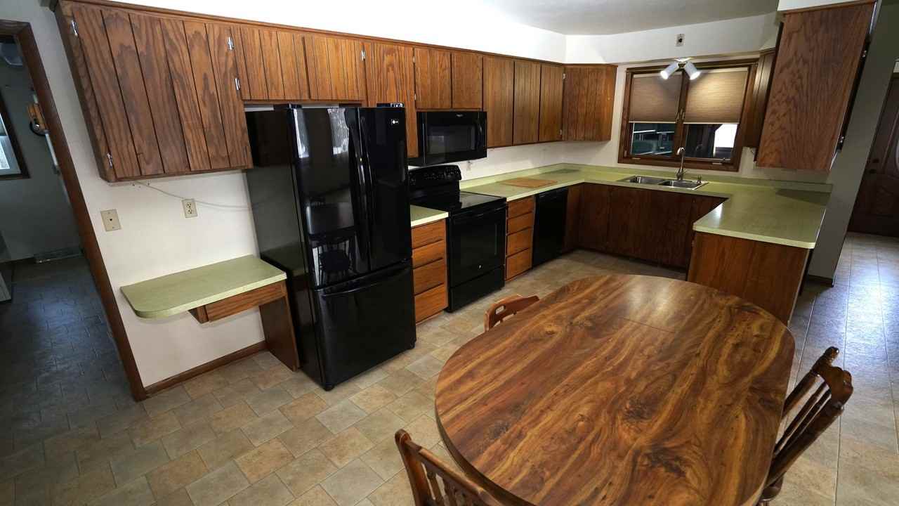 6918 Fisher Rd - Photo 7 of 22