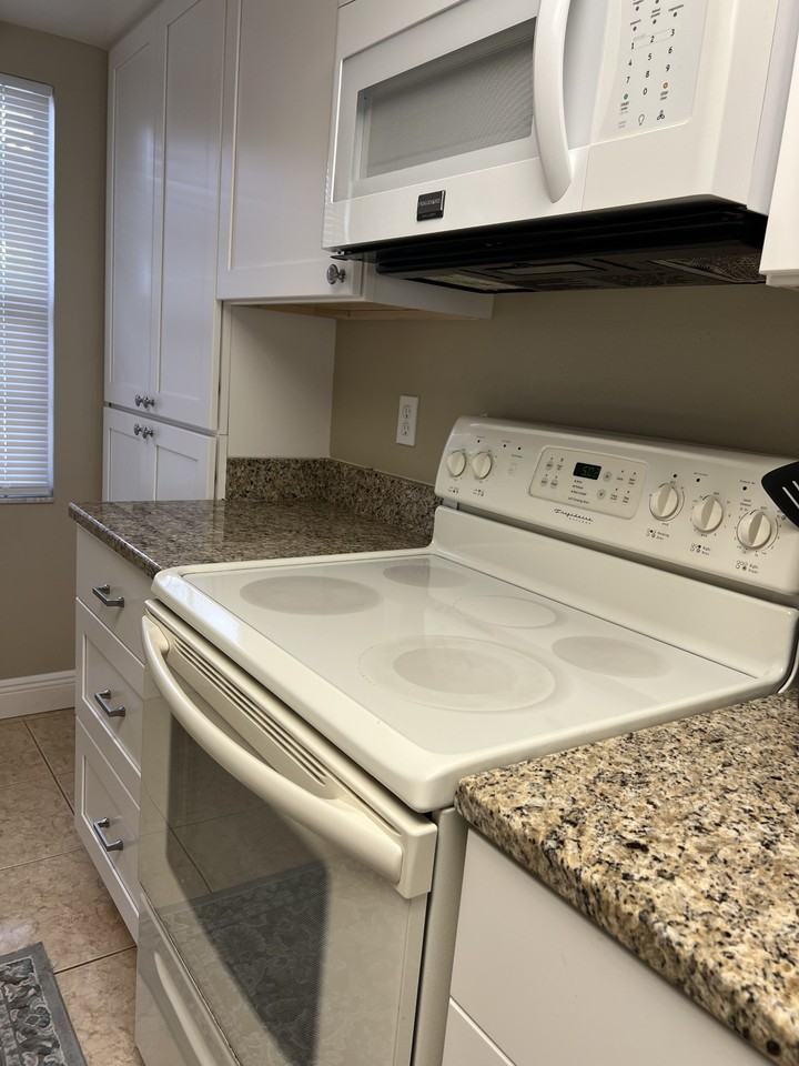 9609 Midiron Ct #1 - Photo 5 of 29