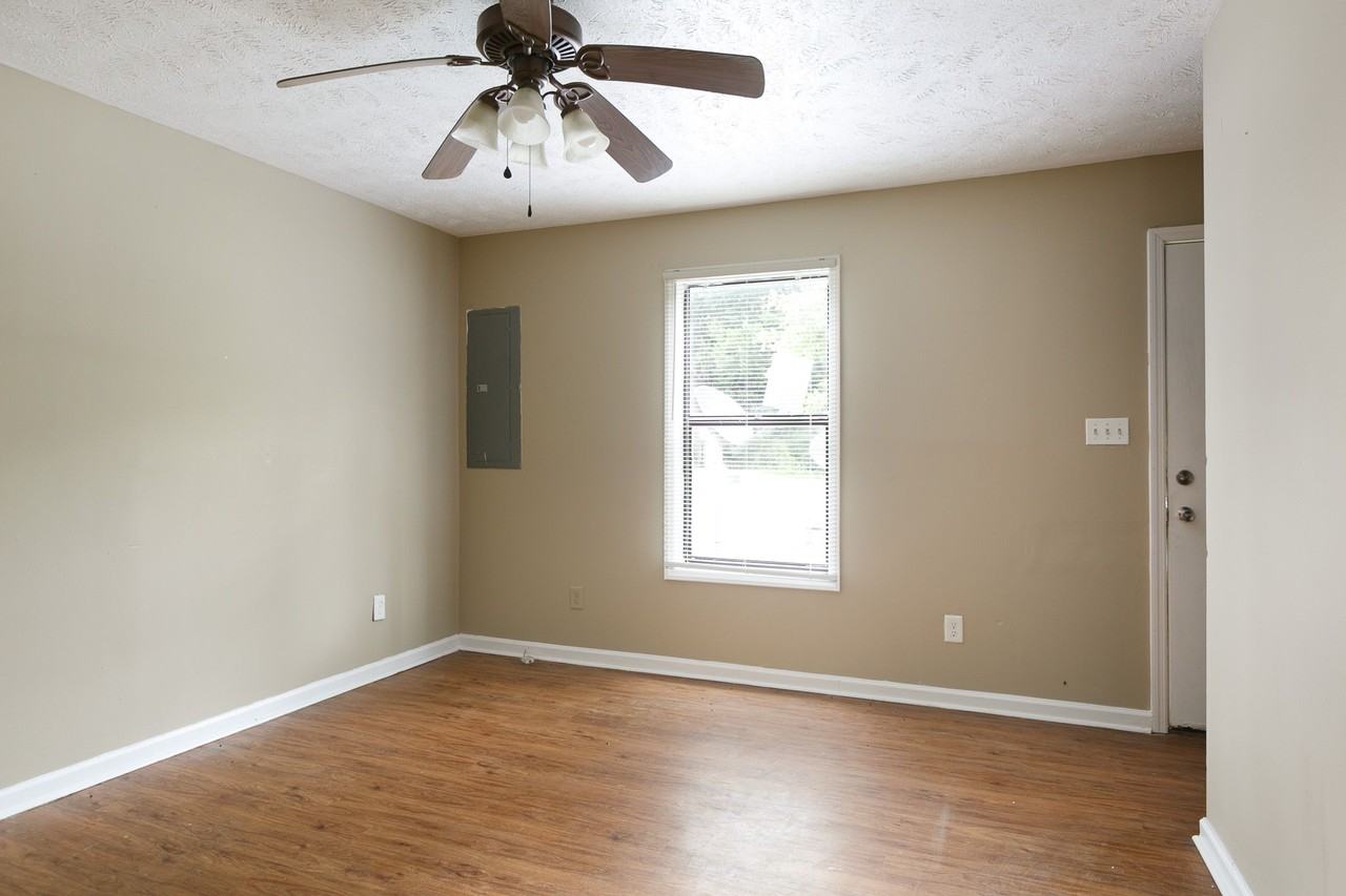 1424 Tangora Lane #1 - Photo 2 of 6