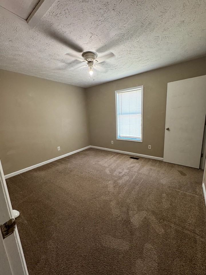 1424 Tangora Lane #1 - Photo 4 of 6