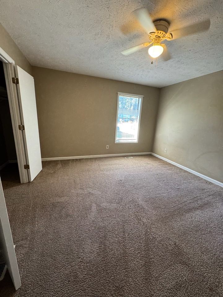 1424 Tangora Lane #1 - Photo 5 of 6