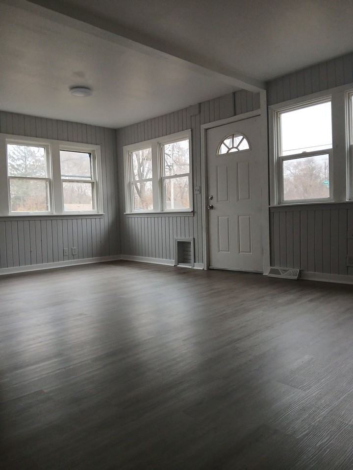 3141 Collins St #1110SAWYER - Photo 4 of 8