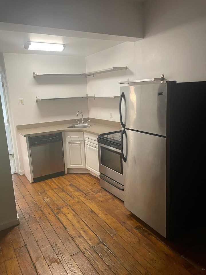 4520 Liberty Avenue #4520 - Photo 5 of 11