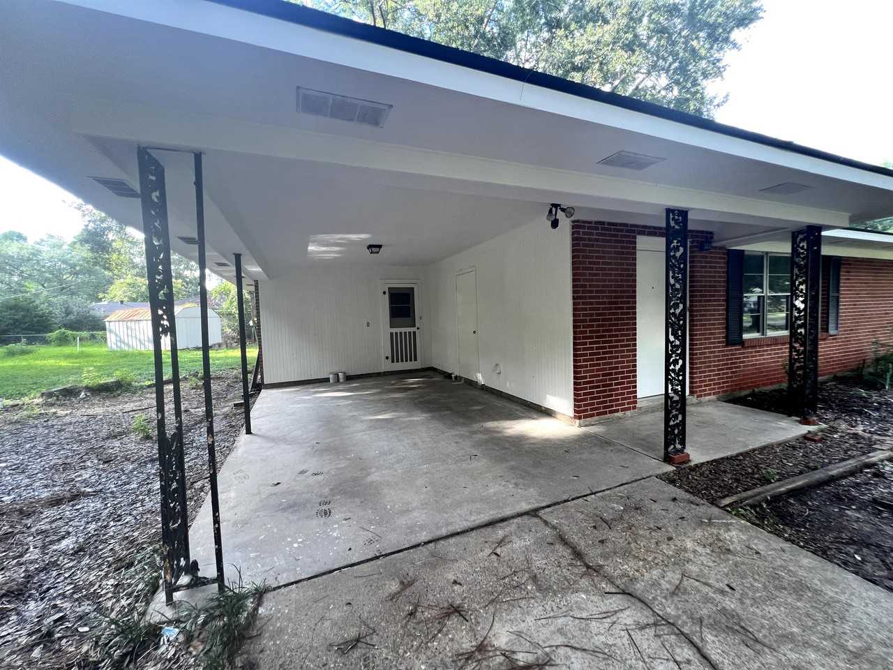 703 Camellia Drive #1 - Photo 2 of 32