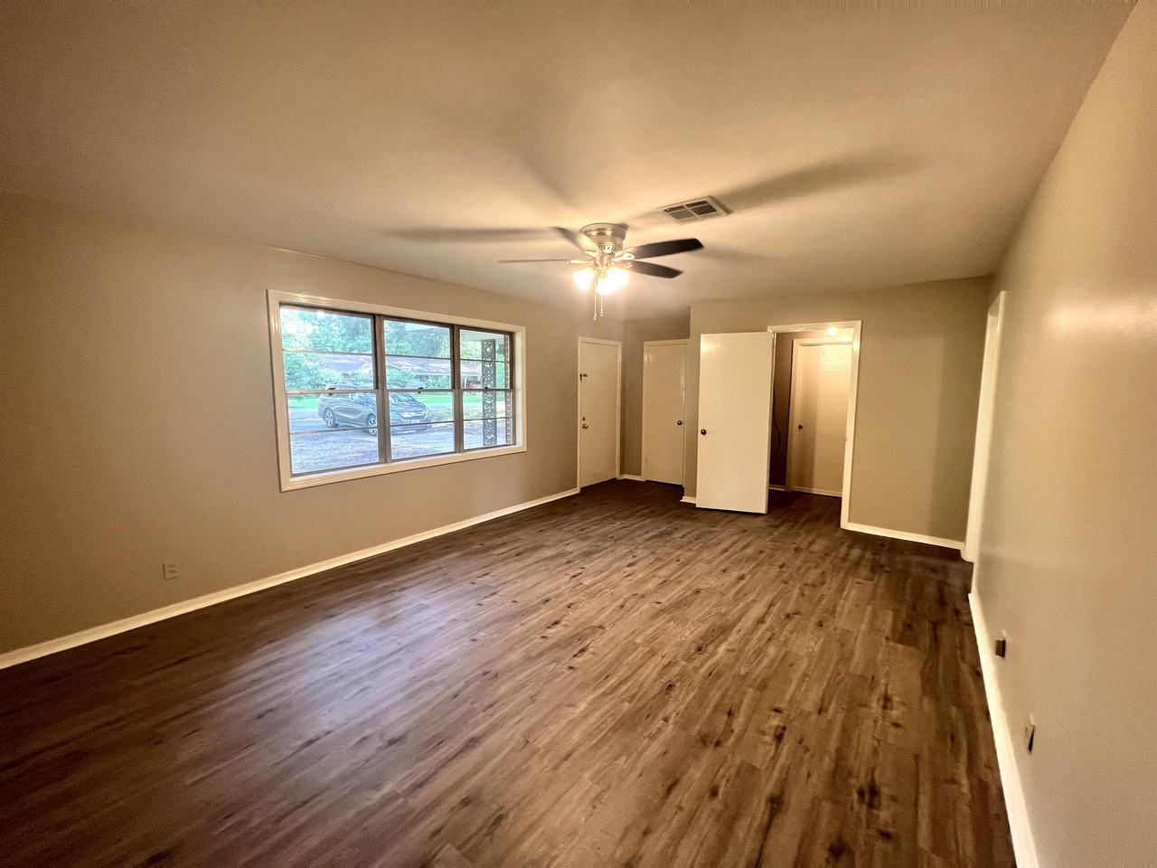 703 Camellia Drive #1 - Photo 7 of 32