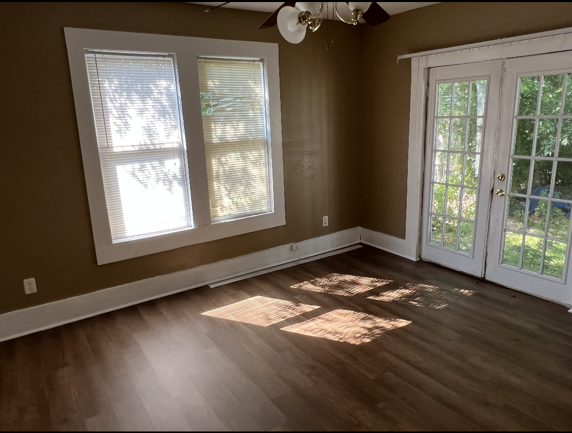 925 Gulf St #1 - Photo 4 of 5