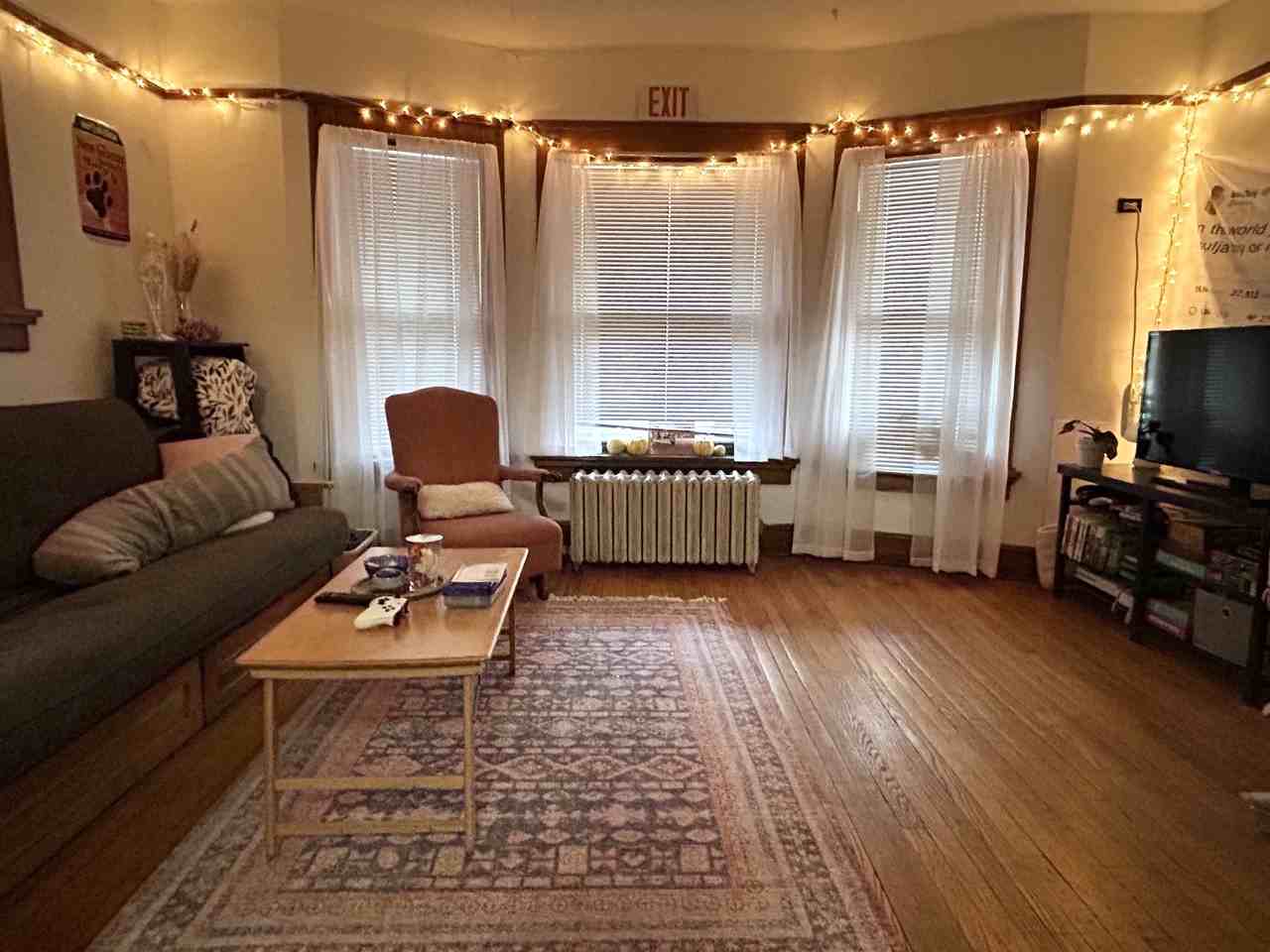 203 North Pinckney Street #203-1 - Photo 5 of 22