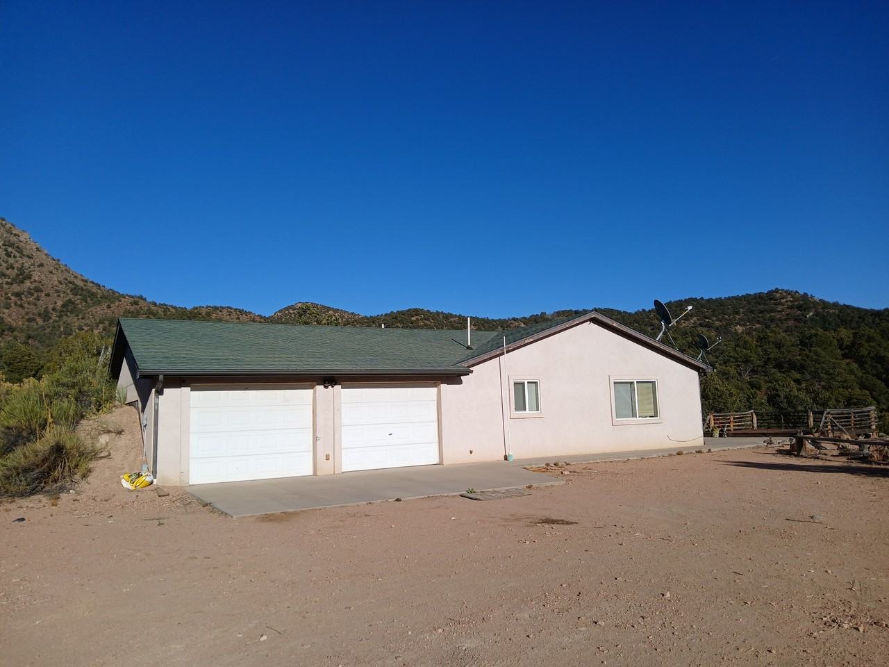 254 Gribble Dr #1 - Photo 2 of 17