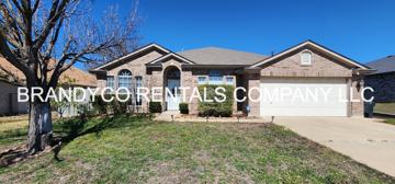 featured image of 4509 Twin Oaks Circle #1