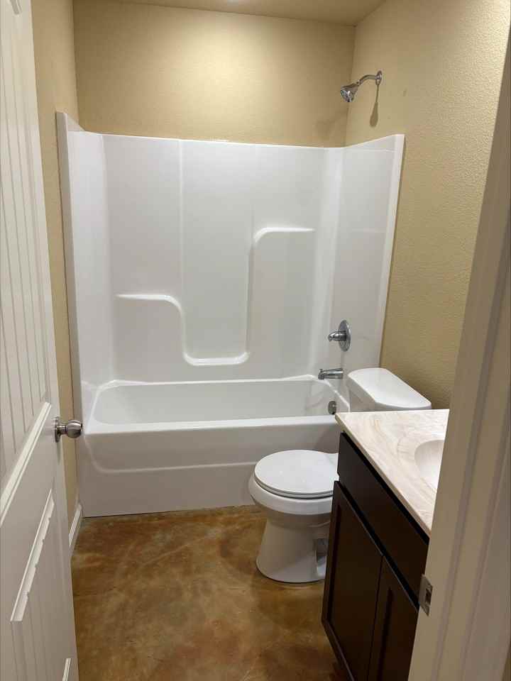 401 Eagle St #58 - Photo 3 of 13