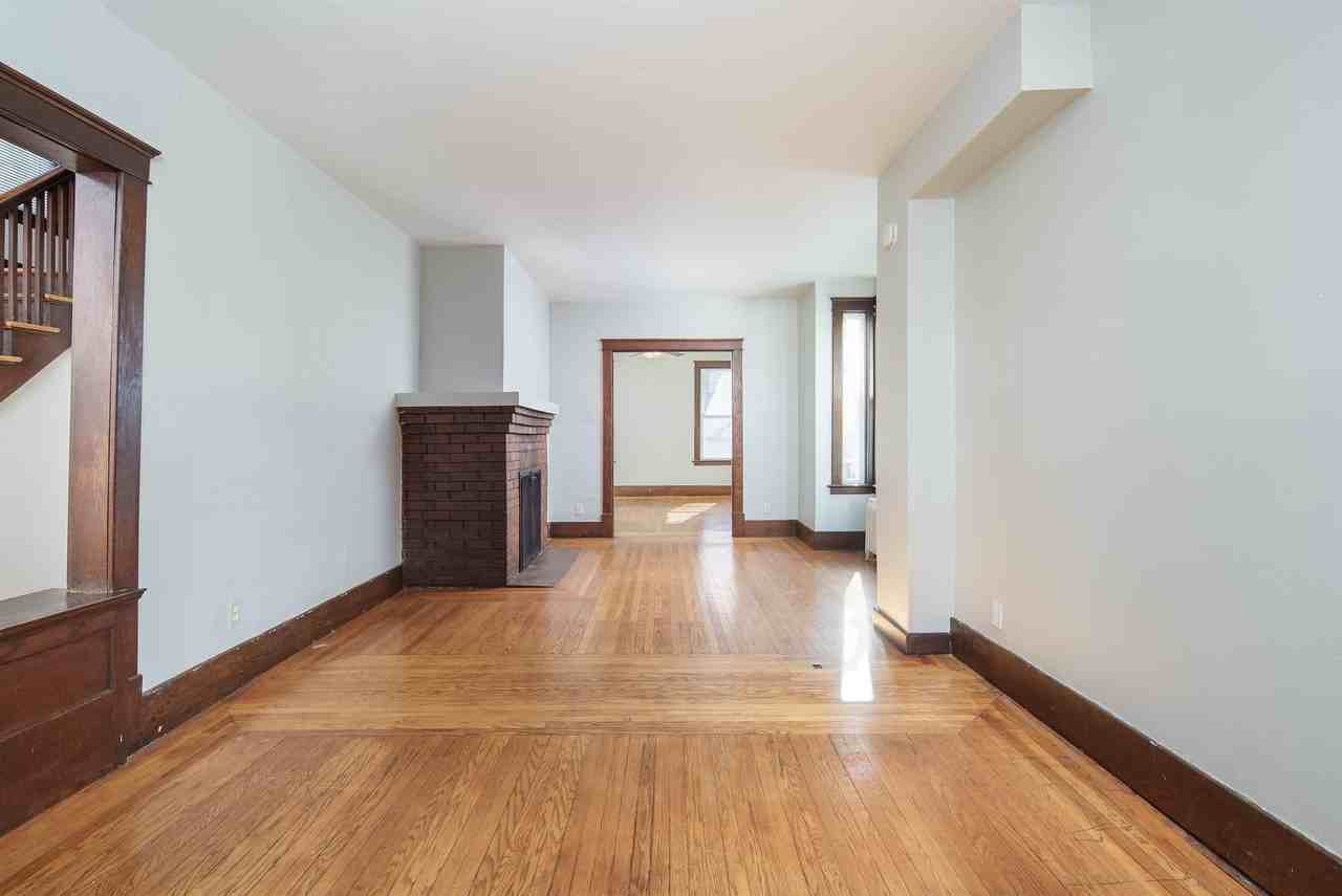 814 Lancaster Street #SF - Photo 7 of 32