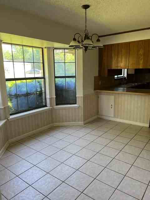 4343 Hampton Ln - Photo 6 of 13