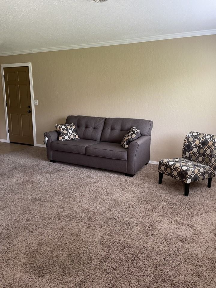 1201 1201 Prairie Heights AvenueApt 2 #1201APT2 - Photo 2 of 5