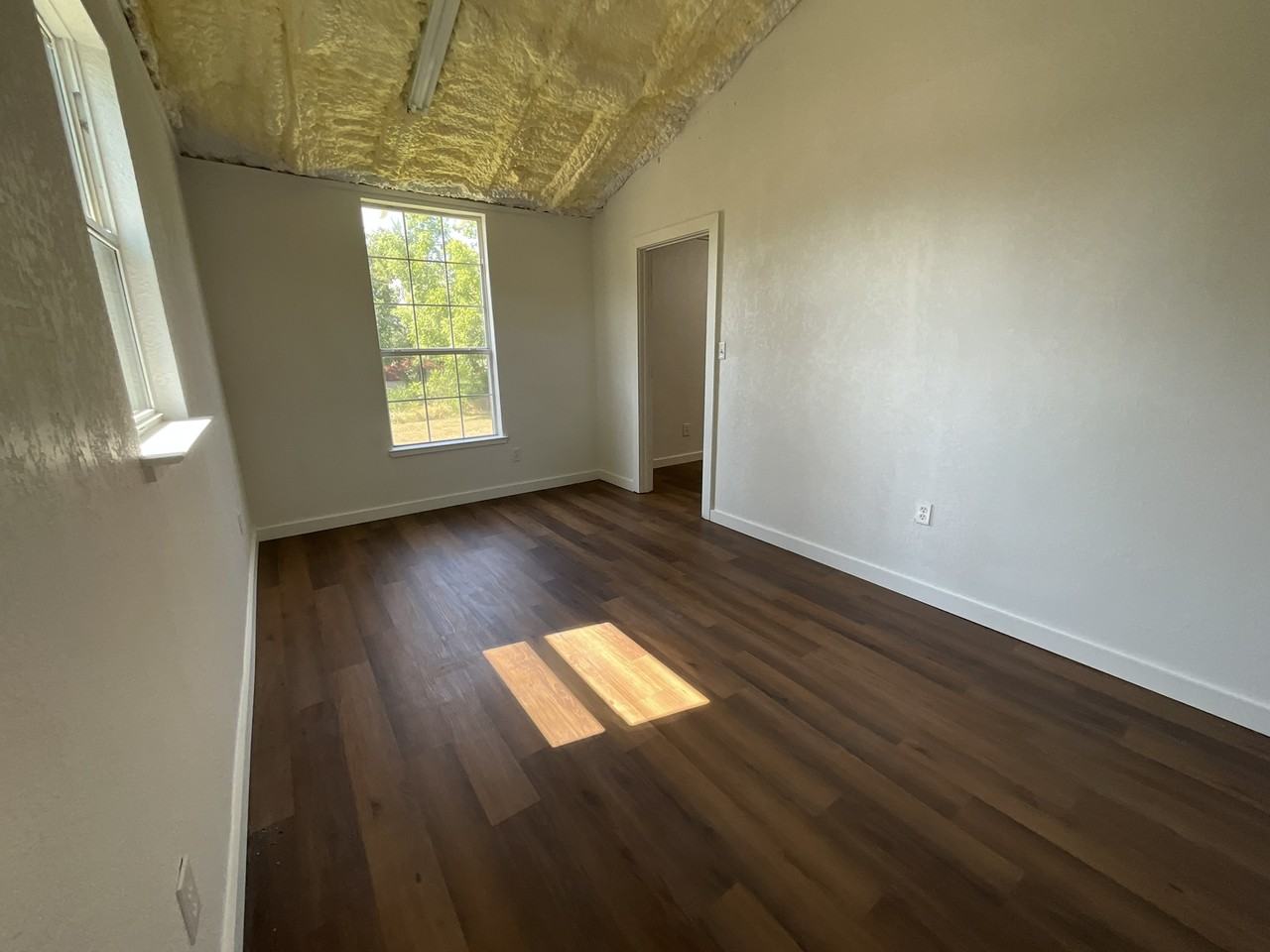 501 West Garland Street #A - Photo 4 of 10