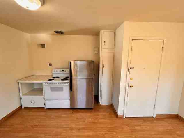 318 Pawling Street #2 - Photo 4 of 22