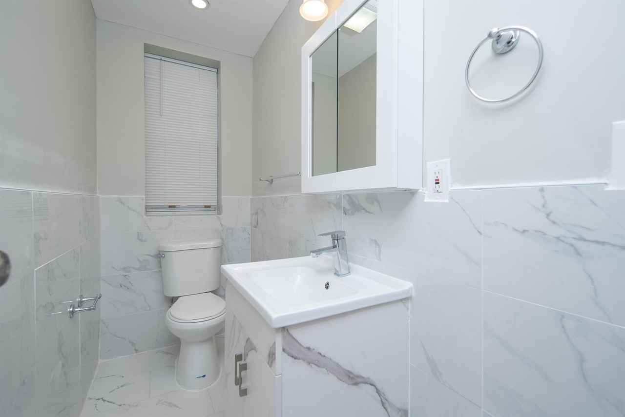 2326 Fifteenth St #2 - Photo 5 of 46