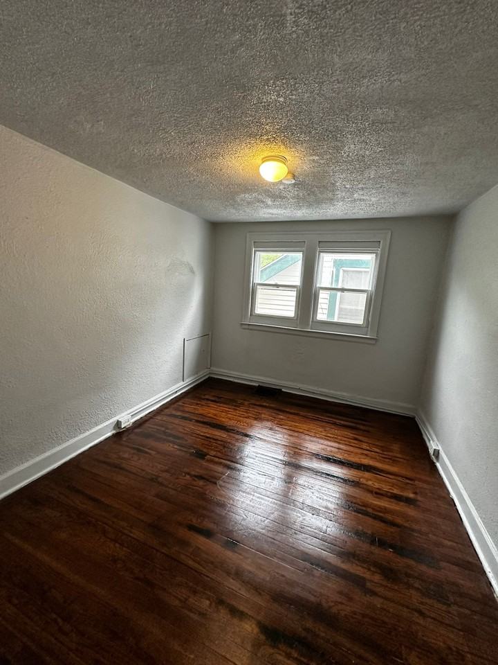 4625 Chalmers Street #1 - Photo 3 of 18