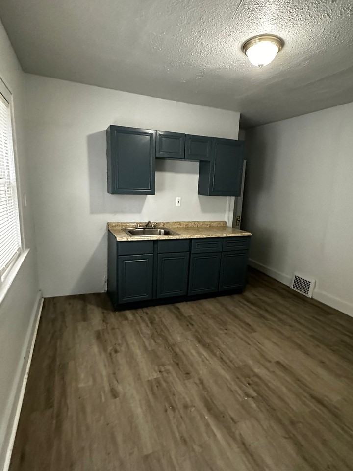 4625 Chalmers Street #1 - Photo 7 of 18