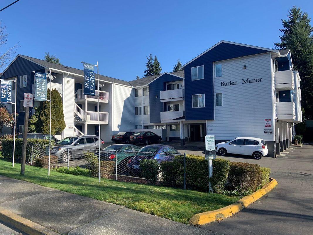 11822 1st Ave S - Photo 6 of 10