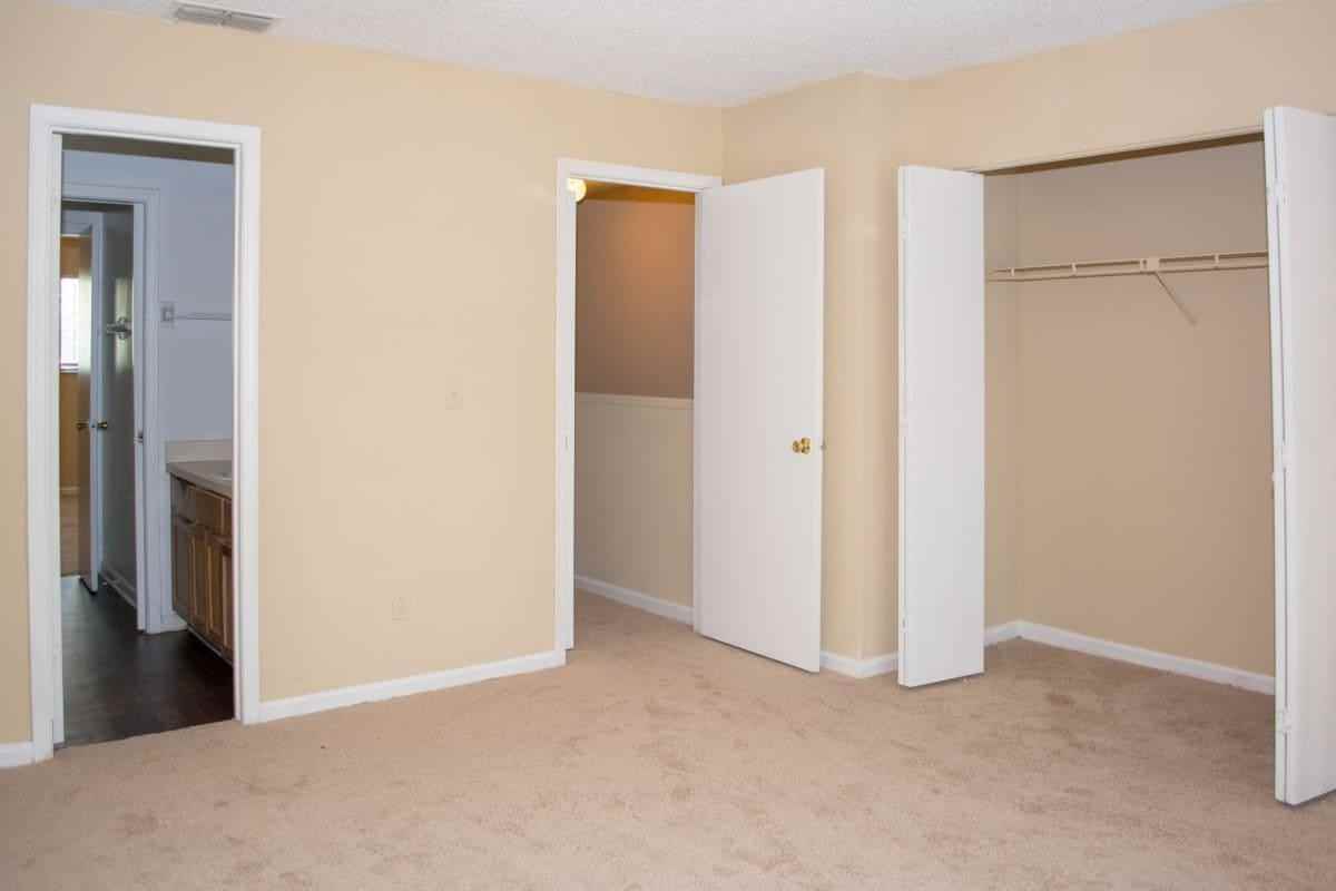 2020 Wells Rd - Photo 5 of 16