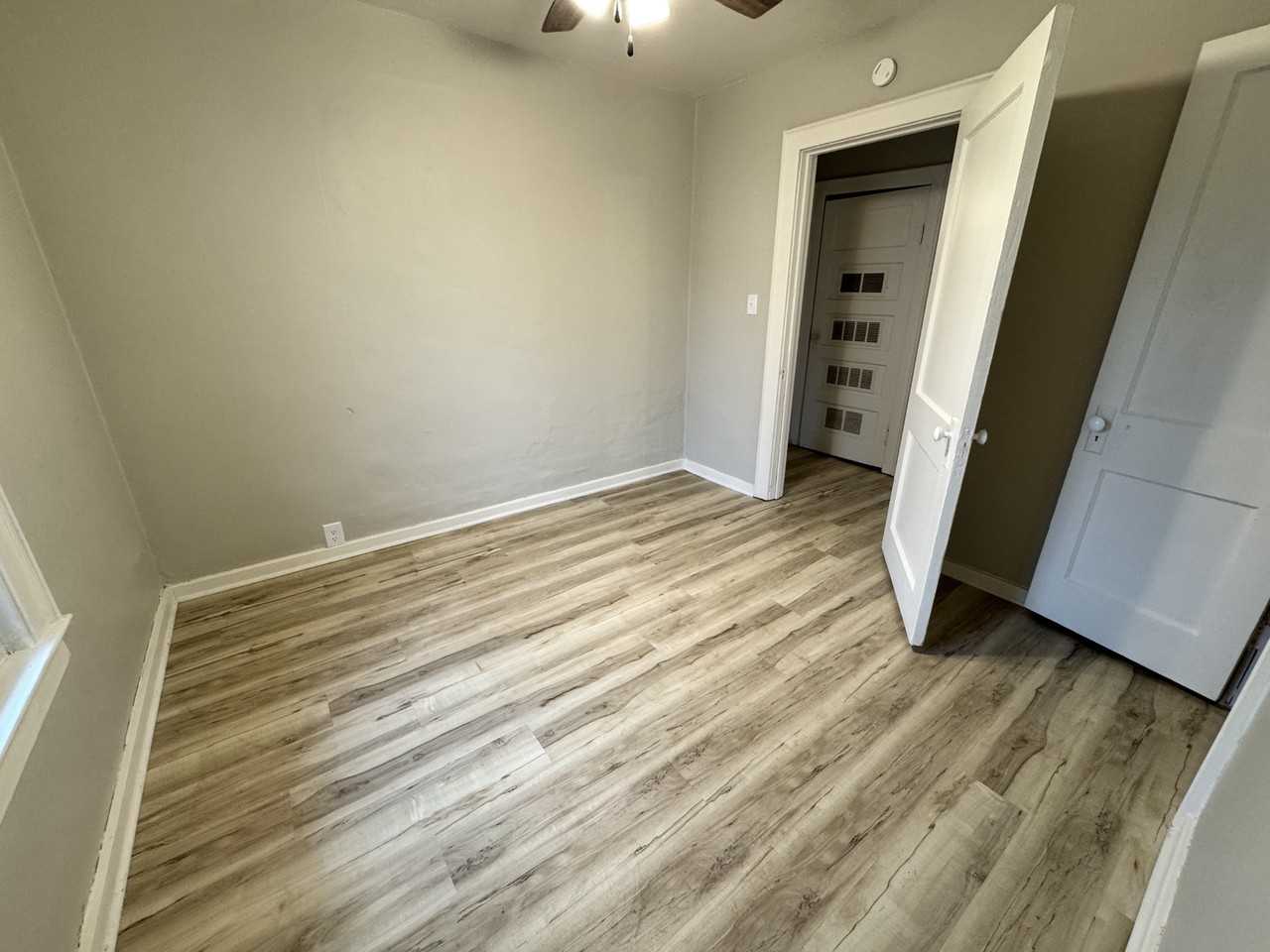 727 E North St #1 - Photo 7 of 10