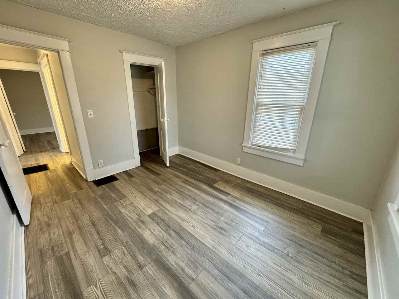 808 E Elm St #1 - Photo 6 of 8