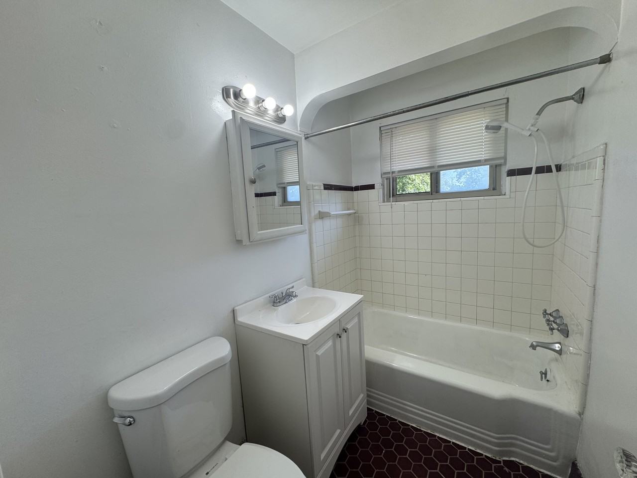 19803 Moross Rd #1 - Photo 6 of 8