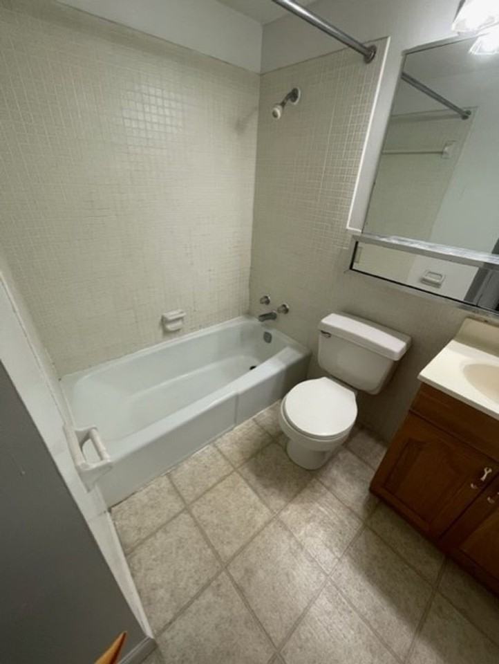 Lexington - Photo 6 of 15