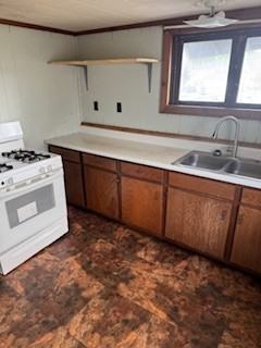 10 10 Center StUpper - Photo 7 of 9