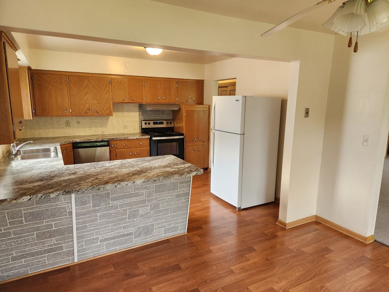 N64W24126 Main Street #1 - Photo 3 of 22