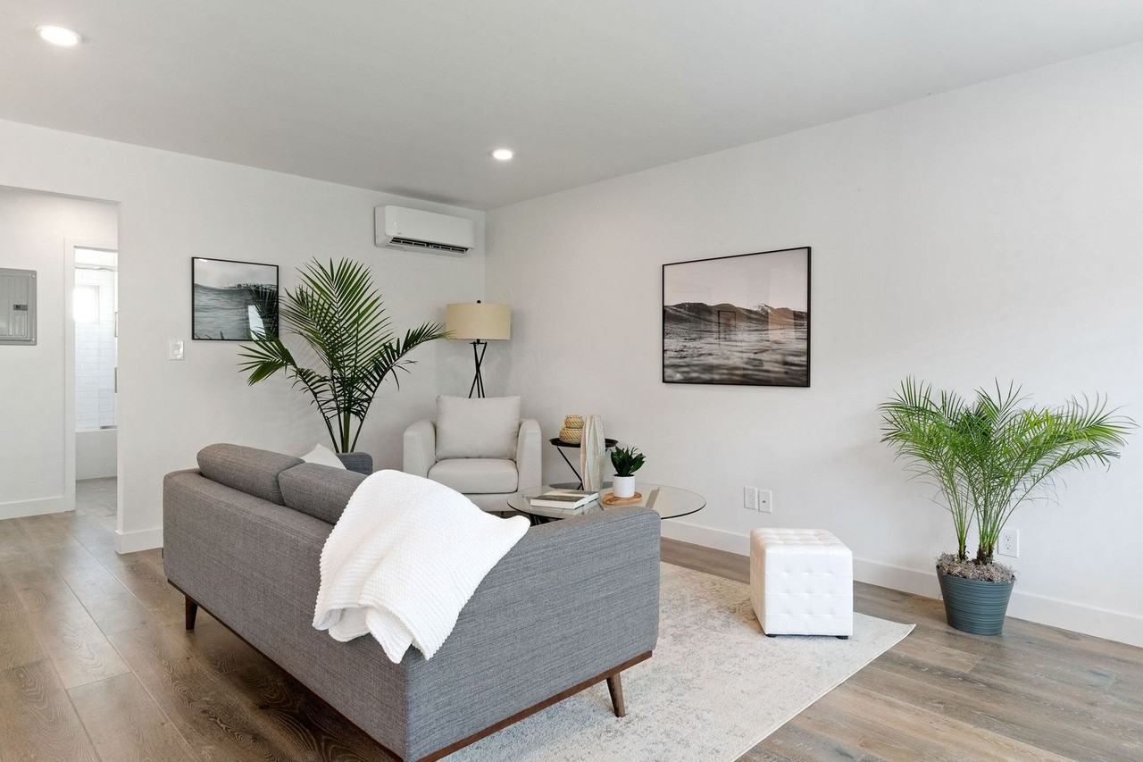 3450 Emerald (312 Calle Miramar LLC) - Photo 3 of 37