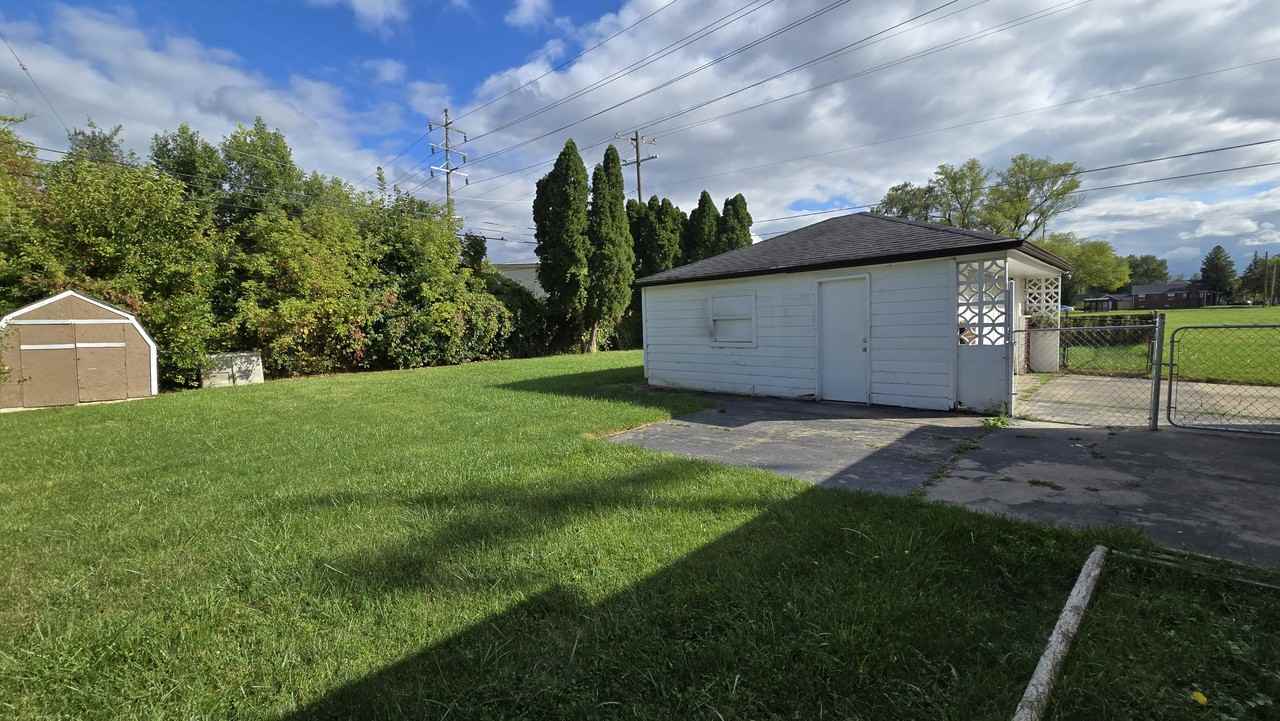 4509 Cheyenne Ave #1 - Photo 6 of 33