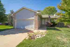 featured image of 1817 N Buckthorn Ct #1