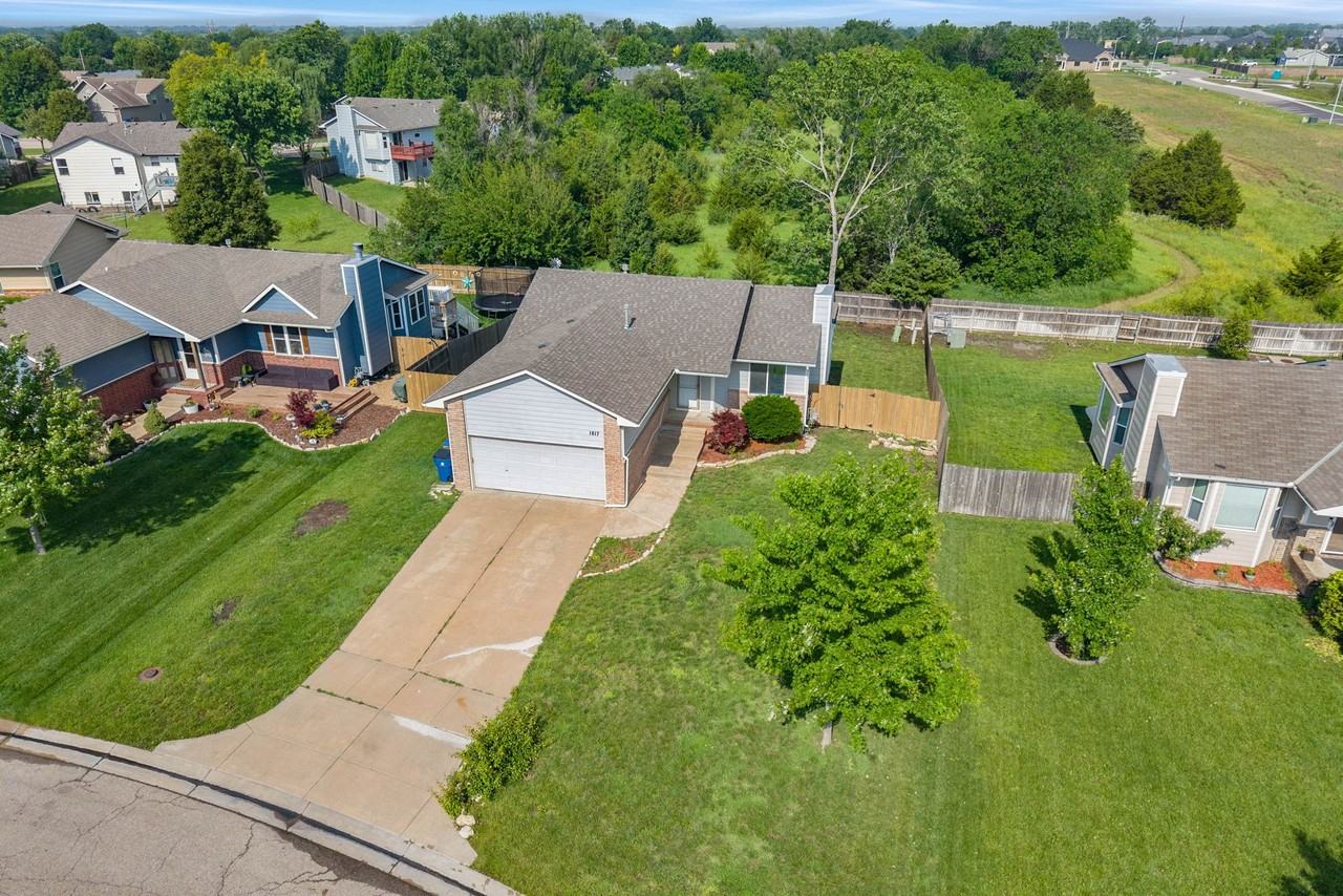 1817 N Buckthorn Ct #1 - Photo 6 of 45