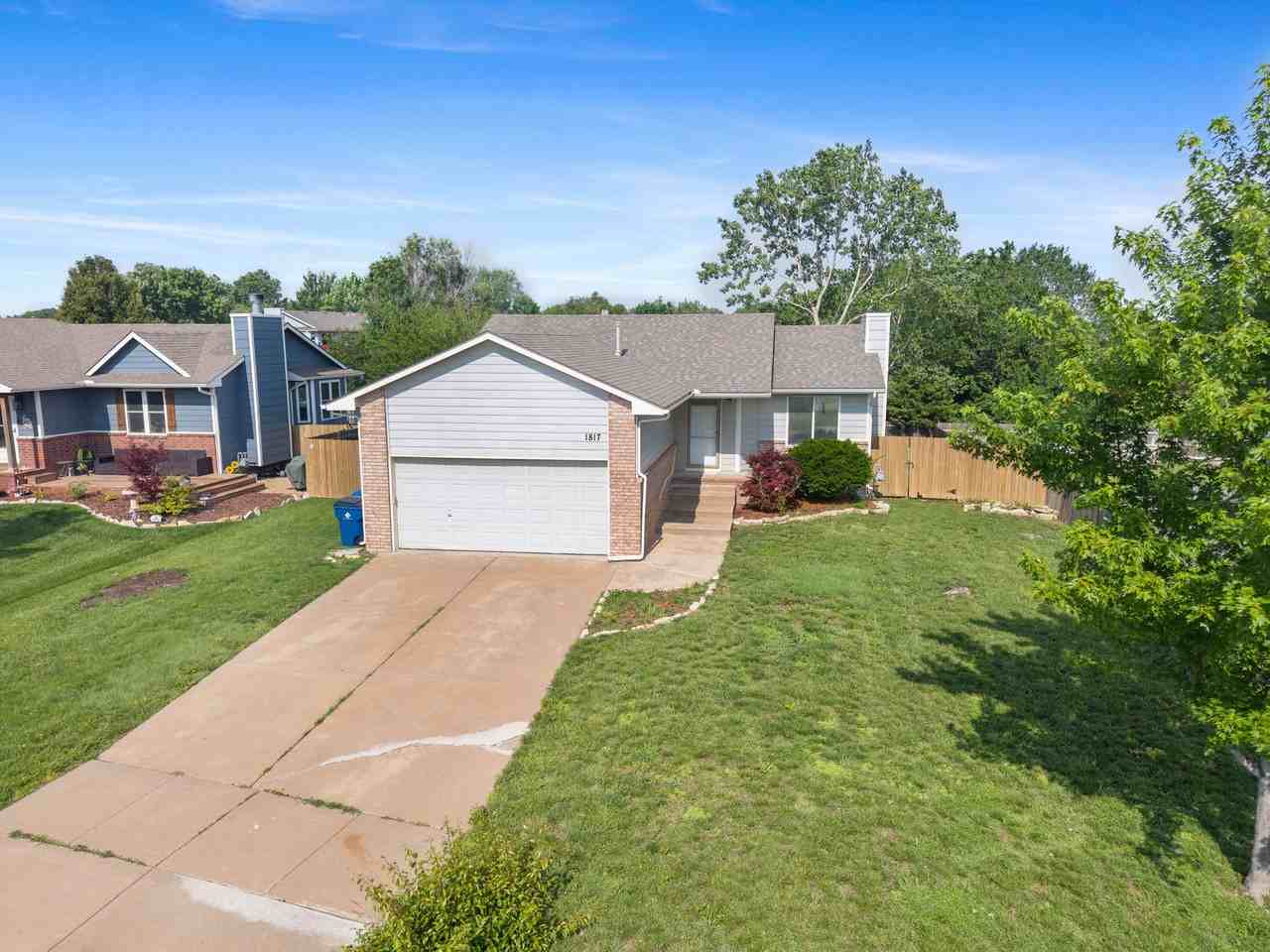 1817 N Buckthorn Ct #1 - Photo 7 of 45