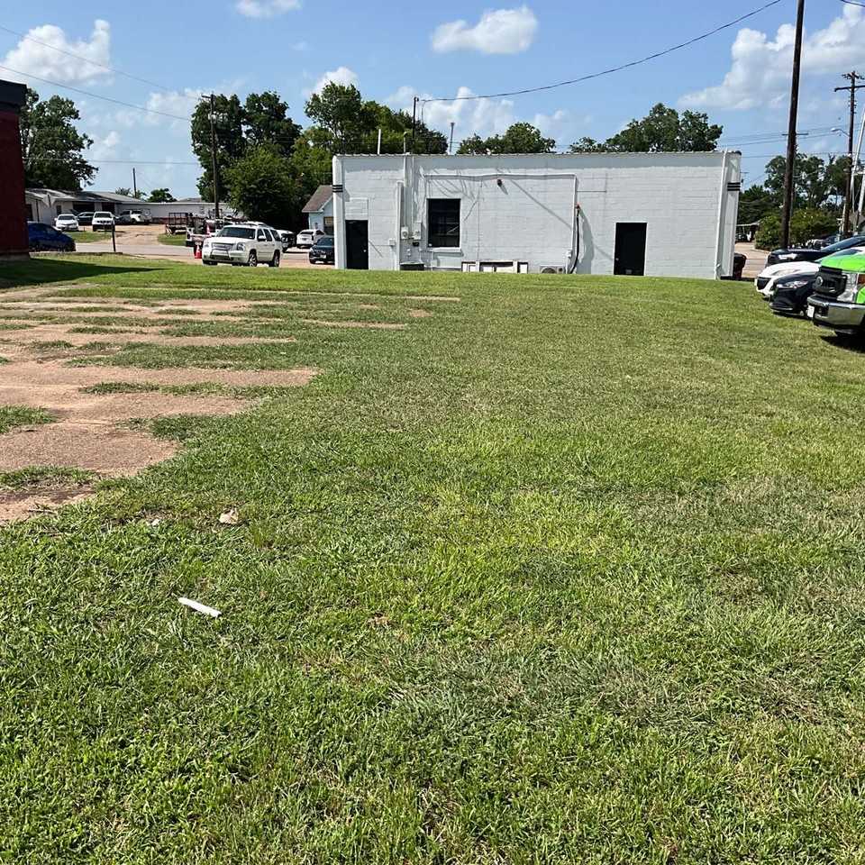 222 West Tyler Street #1 - Photo 2 of 2