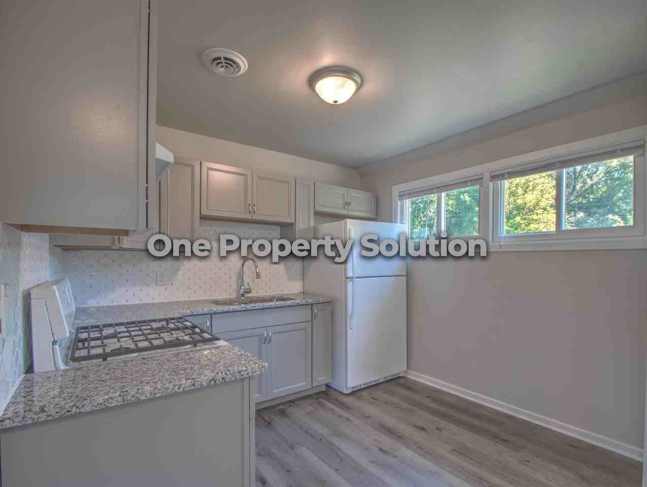 2429 Marshalltown Ln #1 - Photo 5 of 19