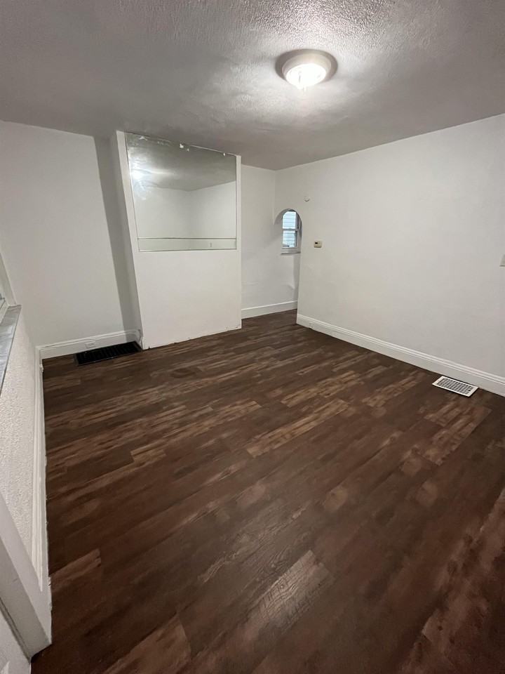 1513 Ridge Avenue #1 - Photo 2 of 42