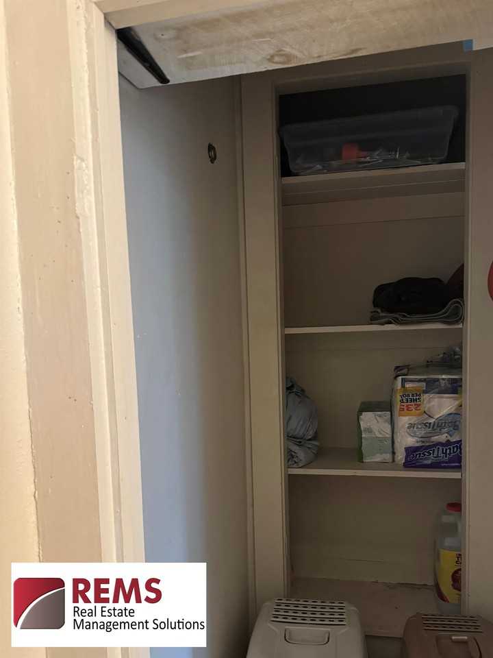 1016 Vine Street #1010 - Photo 6 of 7