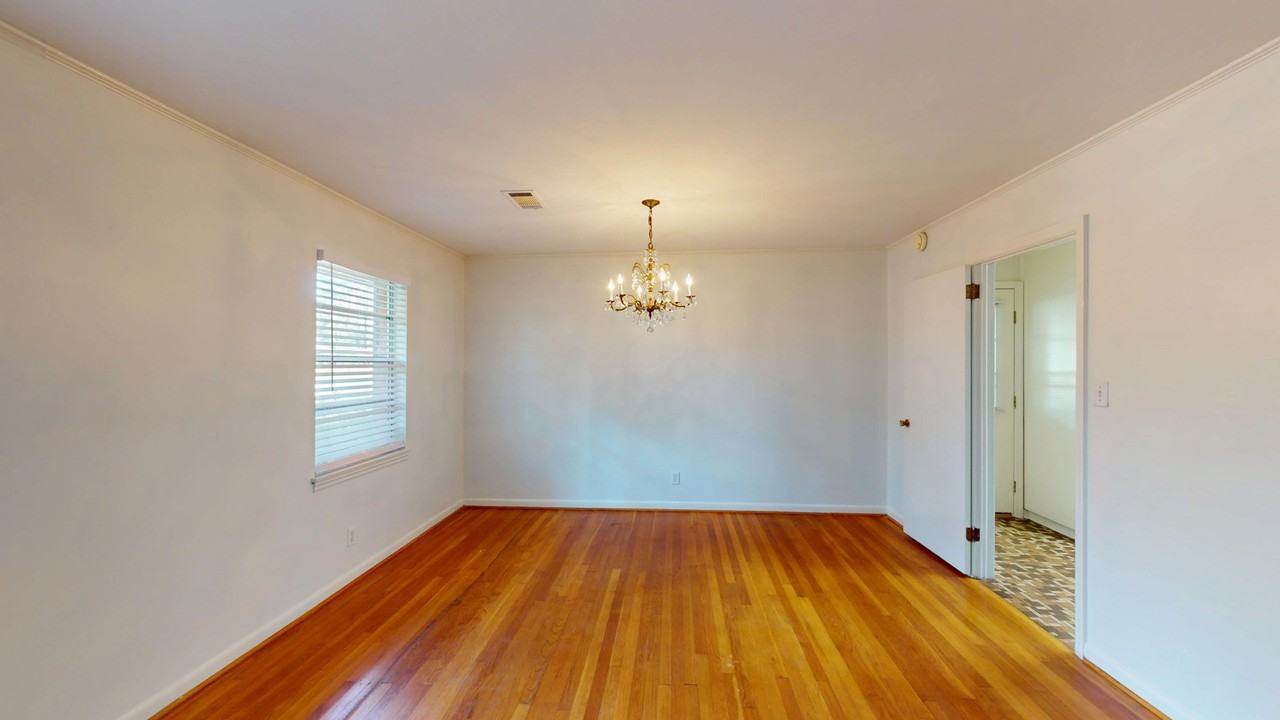 355 Mont Vista Dr #1 - Photo 4 of 31