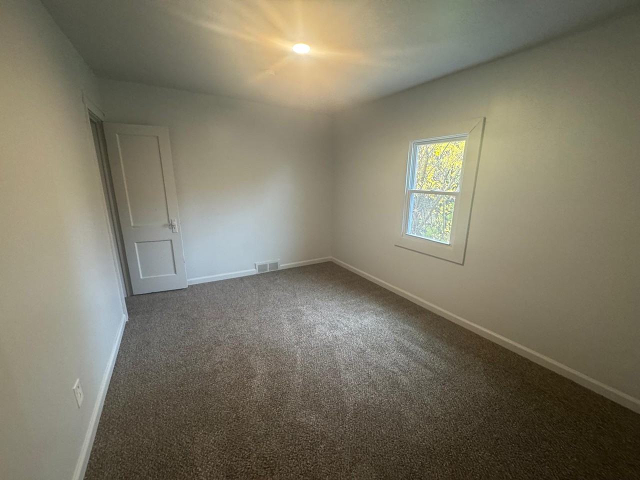 149 Farrand Park #1 - Photo 7 of 15