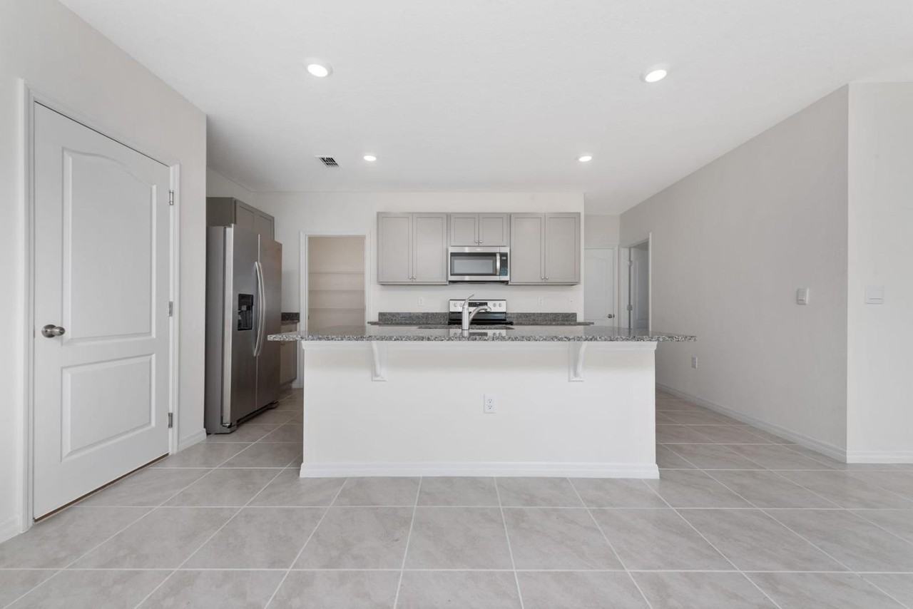 1296 Cascades Ave #1 - Photo 5 of 50