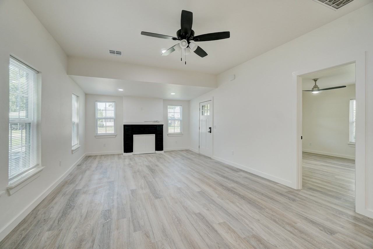 610 Iowa Street #1 - Photo 6 of 18