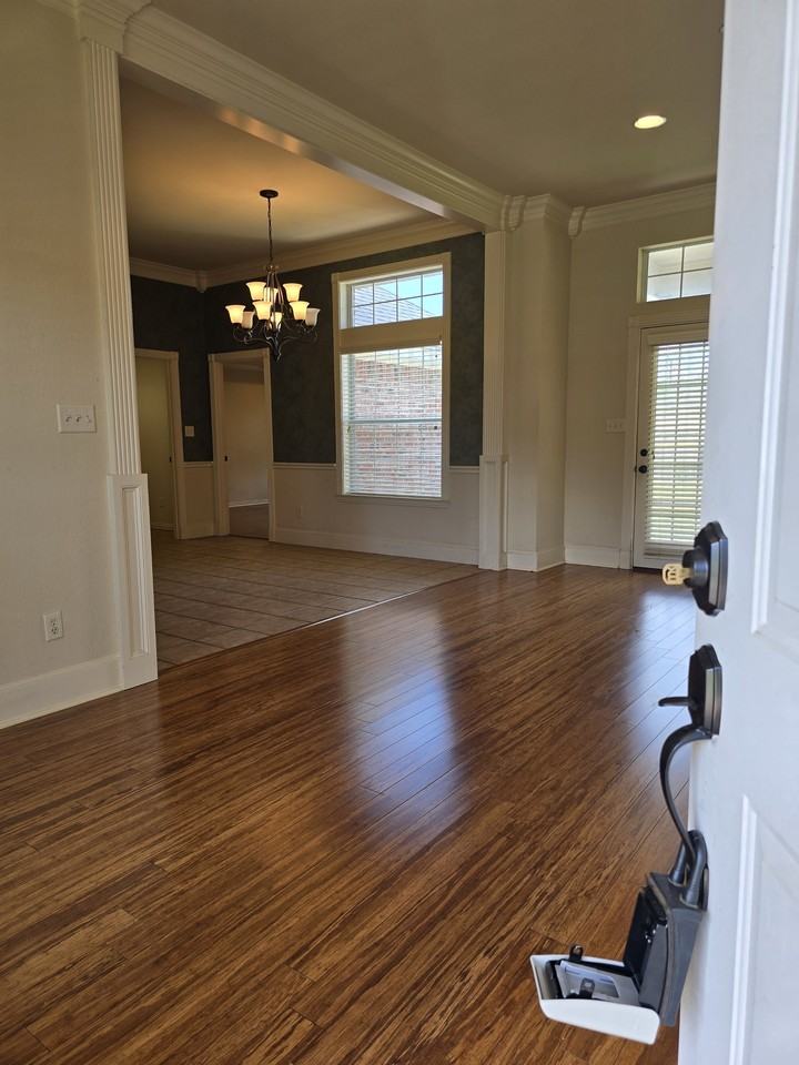 15298 Wagon Wheel Cir #1 - Photo 4 of 40