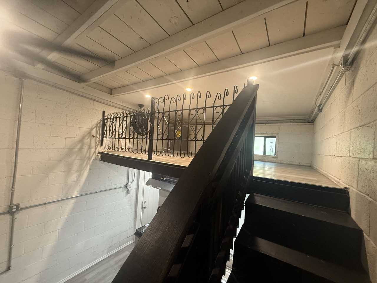 3916 3916 South Presa Street - B3916 S Presa street #B - Photo 3 of 13