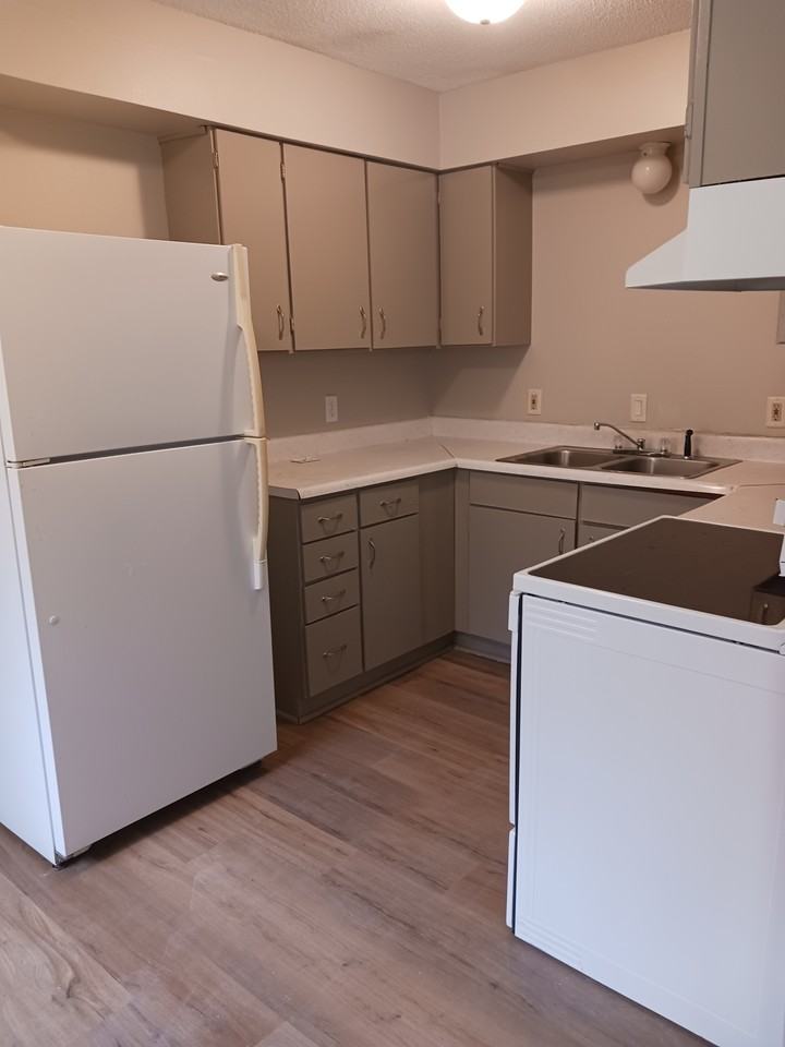 100 Olive Grove Lane #1 - Photo 2 of 7