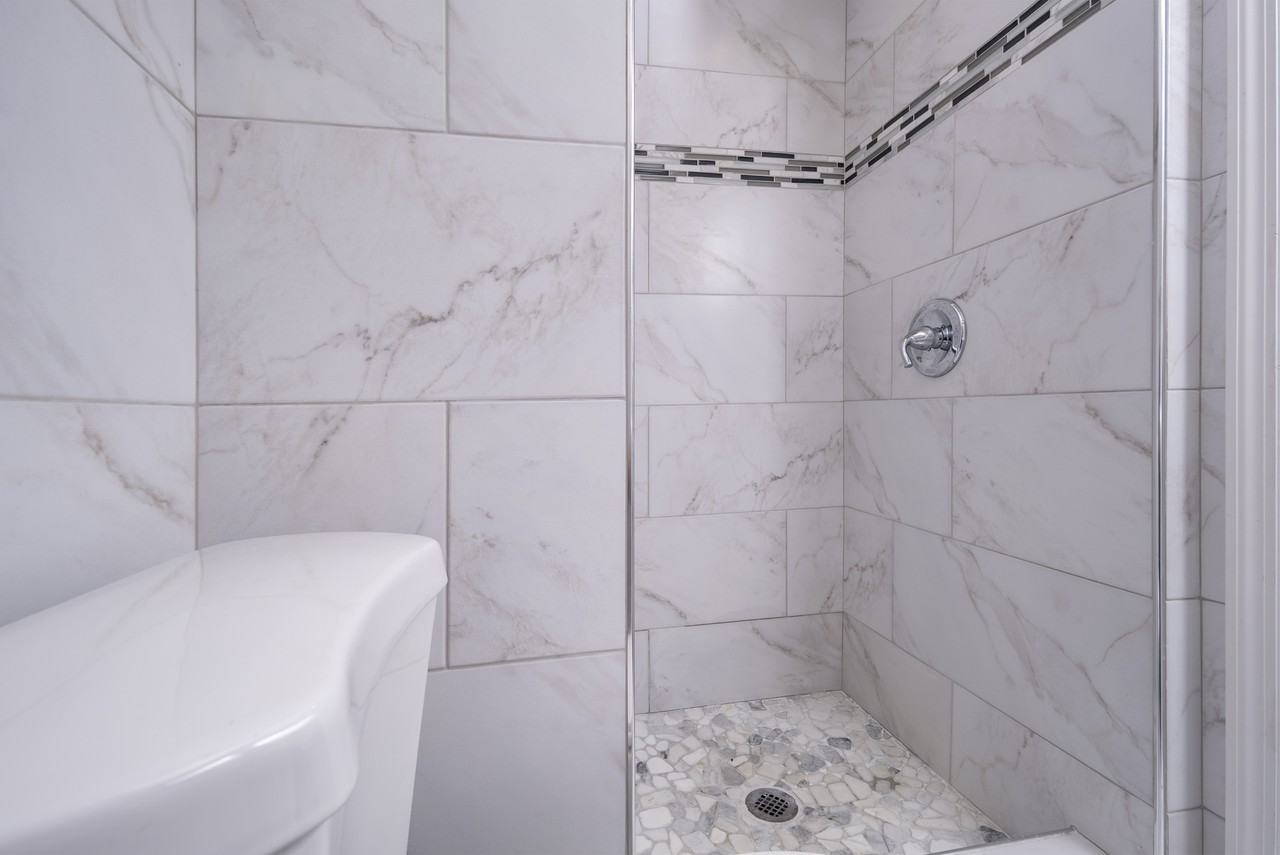 195 9th Street #SF - Photo 6 of 25