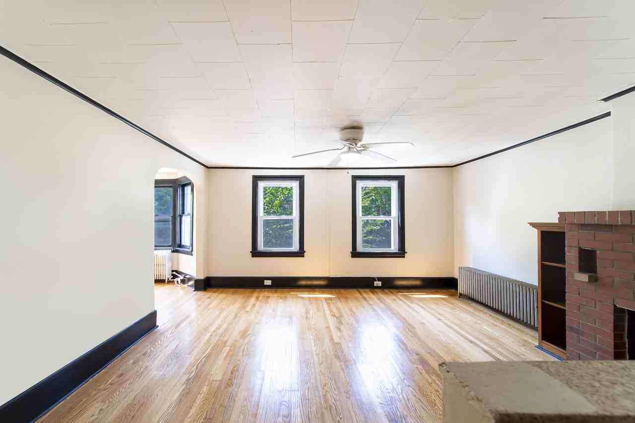 196 10th Street #SF - Photo 2 of 27