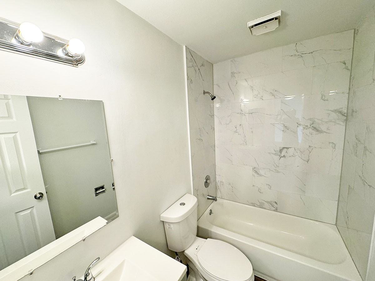 4465 Treehouse Lane #13F - Photo 7 of 16