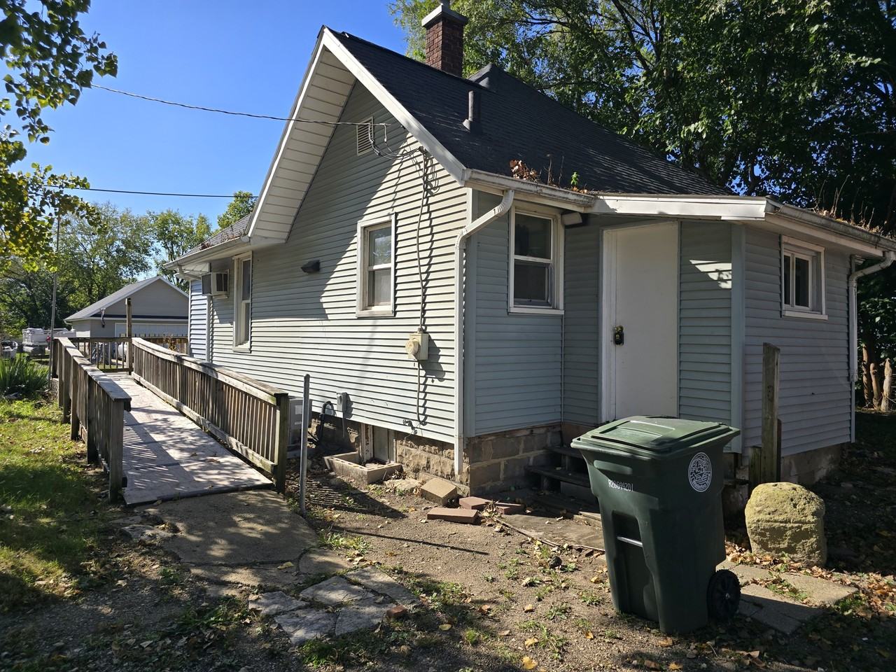 518 Kern St #1 - Photo 2 of 26